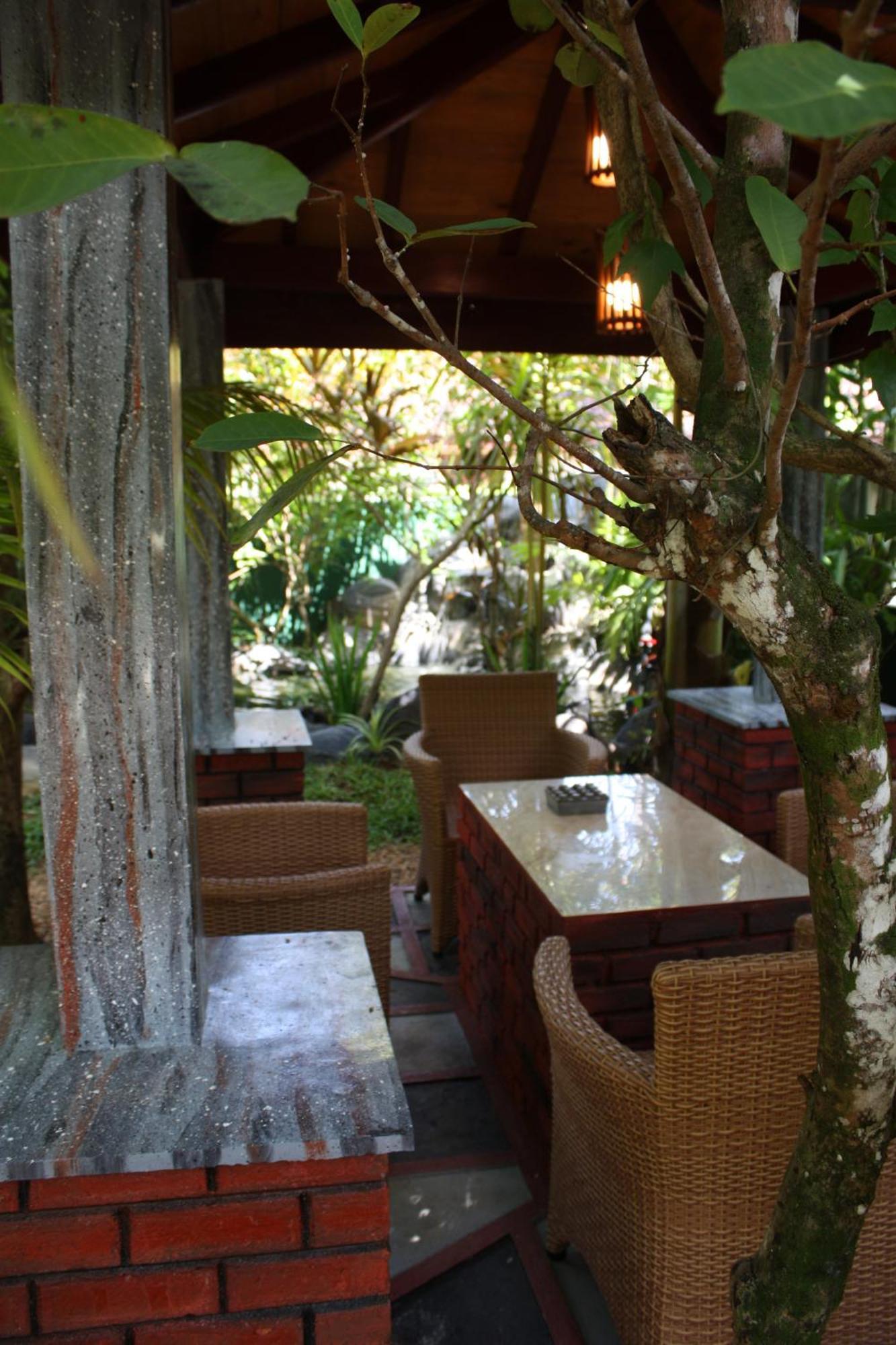 Aliya Lanka Hotel Beruwala Exterior photo